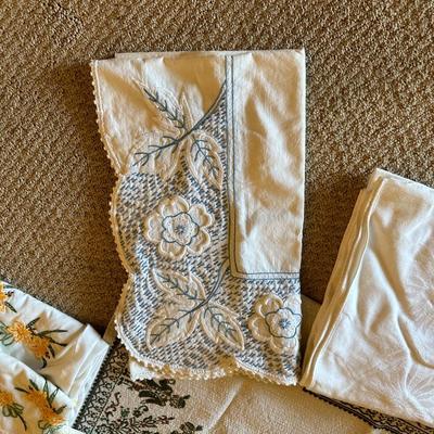 TABLECLOTHS, PILLOWCASES AND MORE