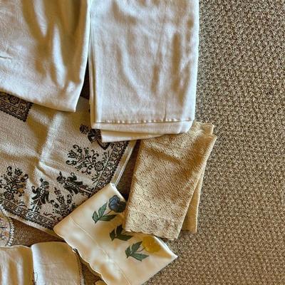 TABLECLOTHS, PILLOWCASES AND MORE