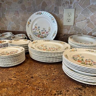 Vintage AYNSLEY Bone China Dinnerware