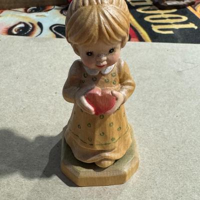ANRI wood sculpted figurine from Italy