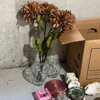 VARIETY OF CRAFTING SUPPLIES AND ROLLS OF RIBBON