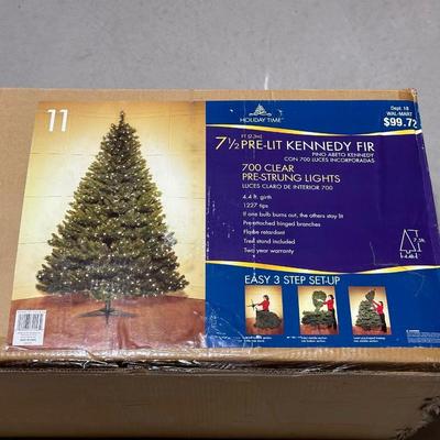 7 1/2 FOOT PRE-LIT KENNEDY FIR ARTIFICIAL CHRISTMAS TREE