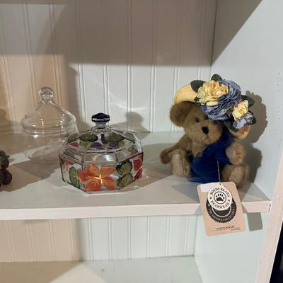 CUTE BEARS AND OTHER KNICK KNACKS