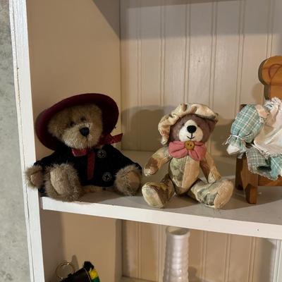 CUTE BEARS AND OTHER KNICK KNACKS