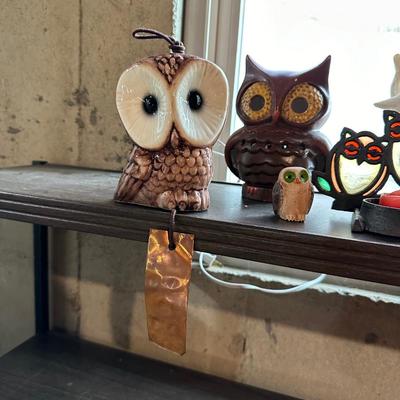 TABLE TOP FOUNTAIN, OWL LAMP AND OTHER OWL FIGURES