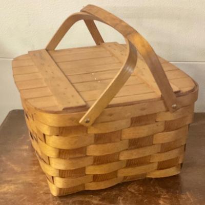 Square pick is basket stamped Vermont