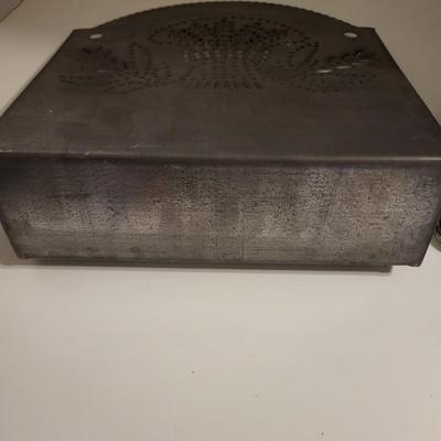 TIN HAMMERED SHELF AND ALUMINUM CROSSES