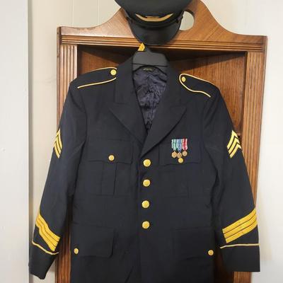 MILITARY HAT AND JACKET WITH MEDALS