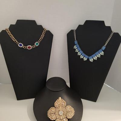2 NICE NECKLACES AND 1 BARRETTE