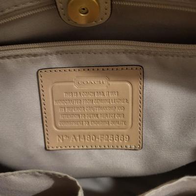 COACH PEYTON LEATHER JORDAN DOUBLE ZIP PURSE