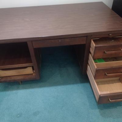 Administrator Desk by Alma Desk Co.