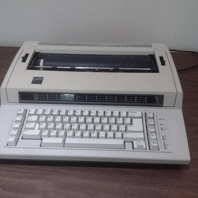 IBM Actionwriter 1 Electric Typewriter