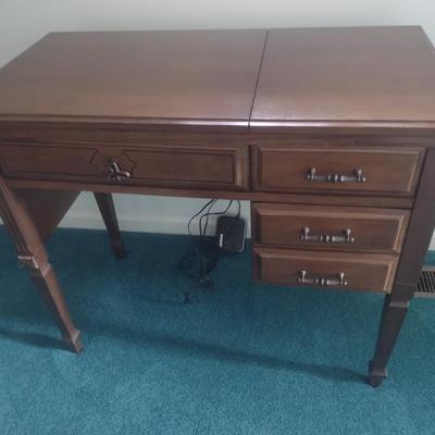 Sears Kenmore 1410 Zig Zag Sewing Machine with Cabinet