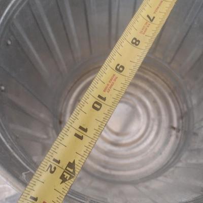 Galvanized Bin with Lid