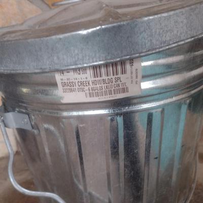 Galvanized Bin with Lid
