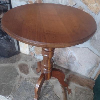 Bobby Phillips Original Wood Turned Side Table