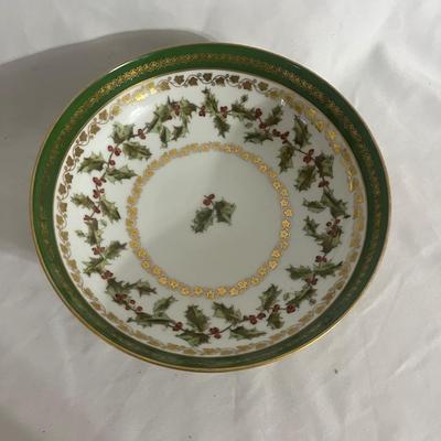 Footed Ceramic Christmas Bowl & Three Candles (DR-MG)