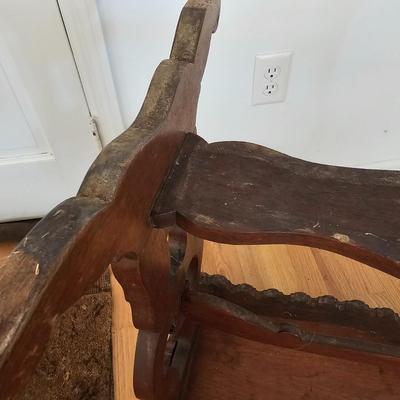 Scalloped Edge Wood Side Table (LR-JS)