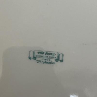Old Ivory Plate Set (GB-MG)