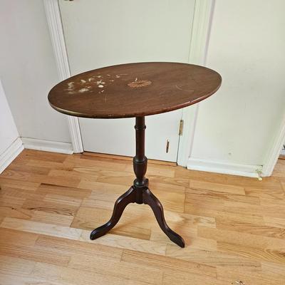 Oval Shaped Pie Table (LR-JS)