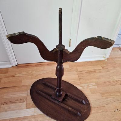 Oval Shaped Pie Table (LR-JS)