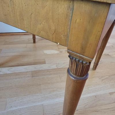 Henredon Side Table (LR-JS)