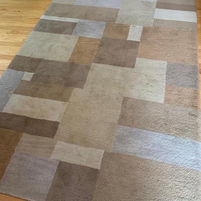 95” x 58” Area Rug