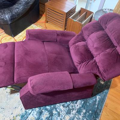 Clean Power Recliner