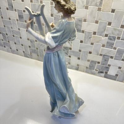 Lladro Figurine Angel With Lyre 1321