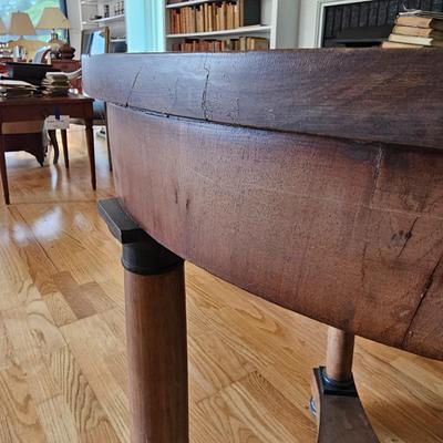 Round Top Tri-Leg Table (LR-JS)