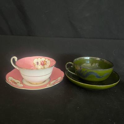 Assortment of Teacups & Saucers (DR-MG)