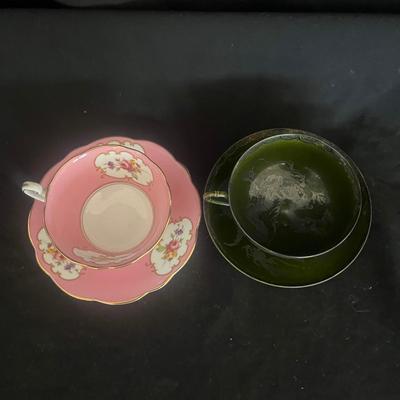 Assortment of Teacups & Saucers (DR-MG)