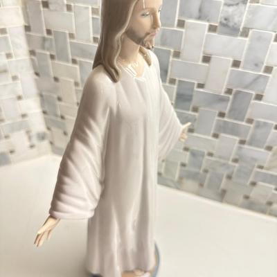Lladro Jesus Figurine #5167