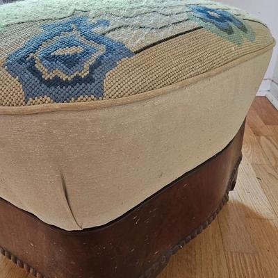 Wood Base Upholstered Ottoman & Cover (LR-JS)