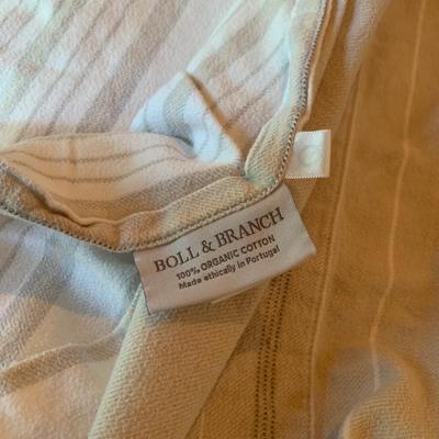 L.L. Bean & Boll and Branch Queen Sheet Sets and Bedding (PC1-HS)