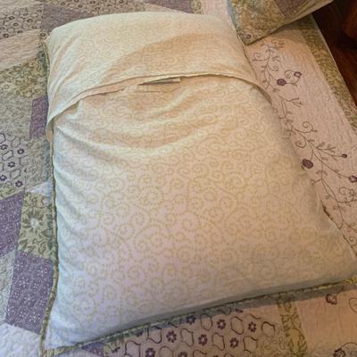 L.L. Bean & Boll and Branch Queen Sheet Sets and Bedding (PC1-HS)