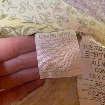 L.L. Bean & Boll and Branch Queen Sheet Sets and Bedding (PC1-HS)