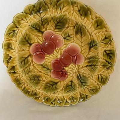 Sarreguemines French Majolica Fruit Plates (K-MK)