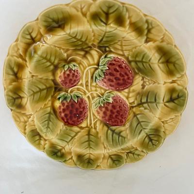 Sarreguemines French Majolica Fruit Plates (K-MK)