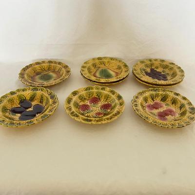Sarreguemines French Majolica Fruit Plates (K-MK)
