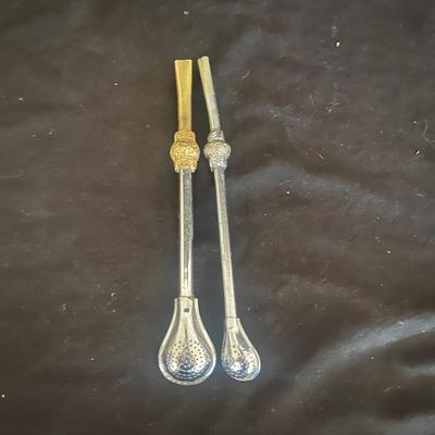 Yerba Mate Cups With Two Straws & Two Decorative Gourds (DR-MG)
