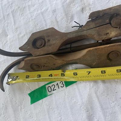 Antique Ice Skates