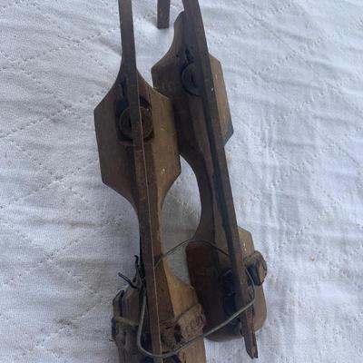 Antique Ice Skates