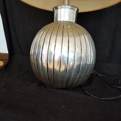 Round Silver Metal Lamp & Shade (LR-JS)