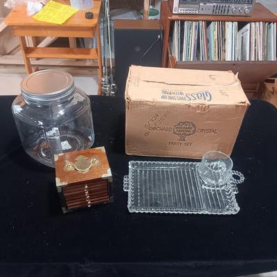 '50'S GLASS JAR, 4 SETS OF LUNCHEON PLATES W/CUPS, COASTERS