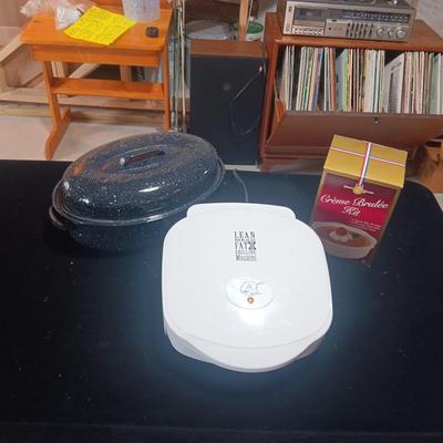 GEORGE FOREMAN GRILL, ROASTING PAN & CREME BRULEE KIT