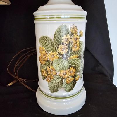 Three Floral Pattern Lamps (LR-JS)