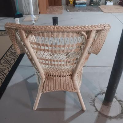 WICKER ARM CHAIR IN GREAT SHAPE!