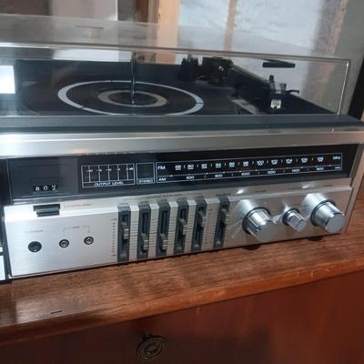 RECORD CABINET & FISHER STEREO W/SPEAKERS