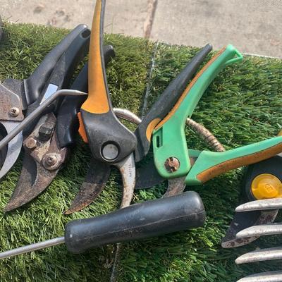 Huge Lot Of Gardening / Patio Items